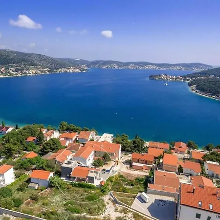 Prestige Vacation With Gorgeous Pool And Bbq Area Villa *